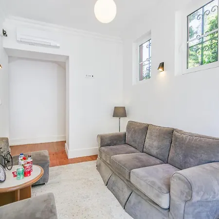 Alvalade Palace Guest house 3*
