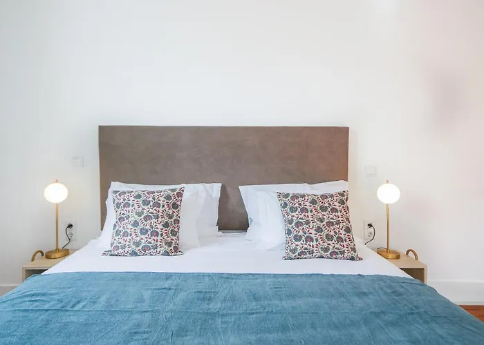 ゲストハウス Alvalade Palace