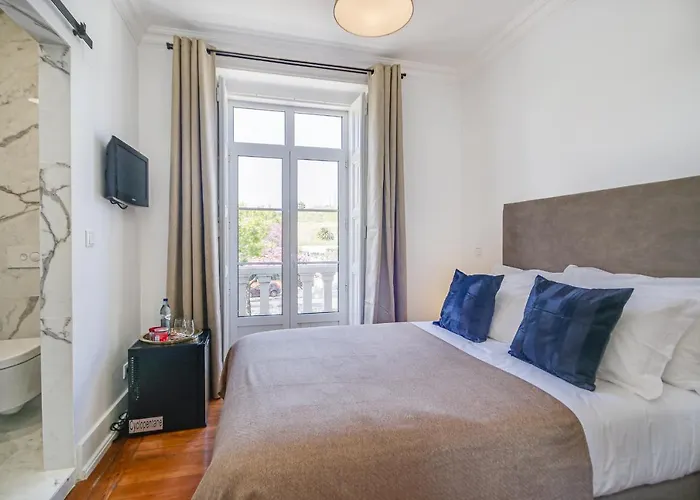 ゲストハウス Alvalade Palace