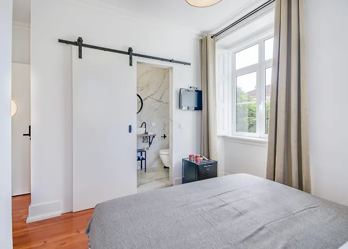 Pensionat Alvalade Palace 4*